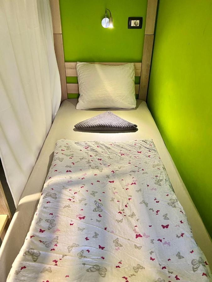 Himalayan Hostel ザグレブ エクステリア 写真