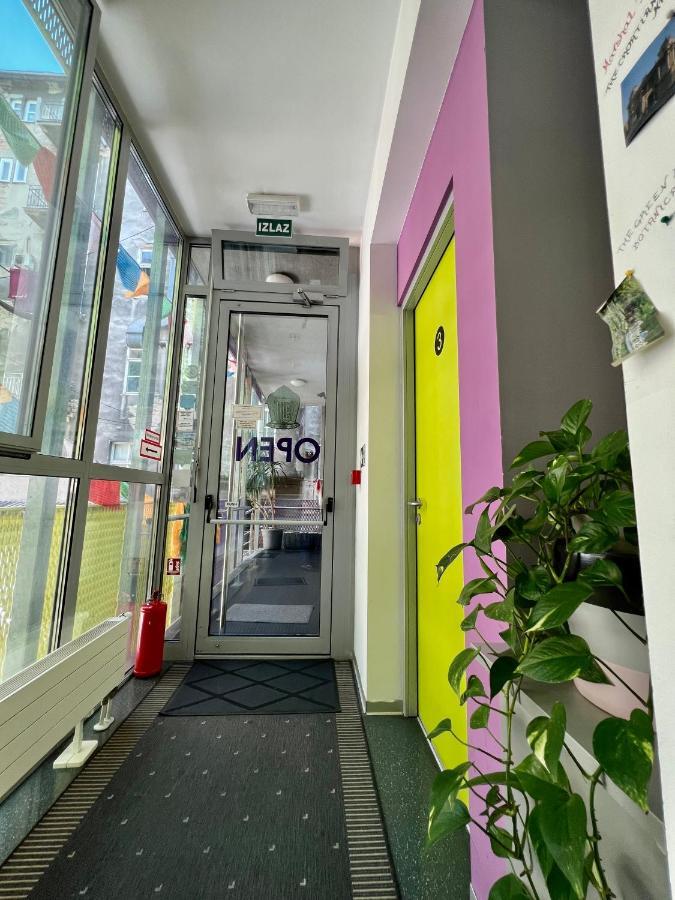 Himalayan Hostel ザグレブ エクステリア 写真